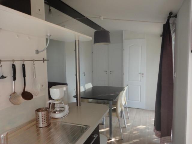 Mobil Home 6 Personnes Rocbaron المظهر الخارجي الصورة
